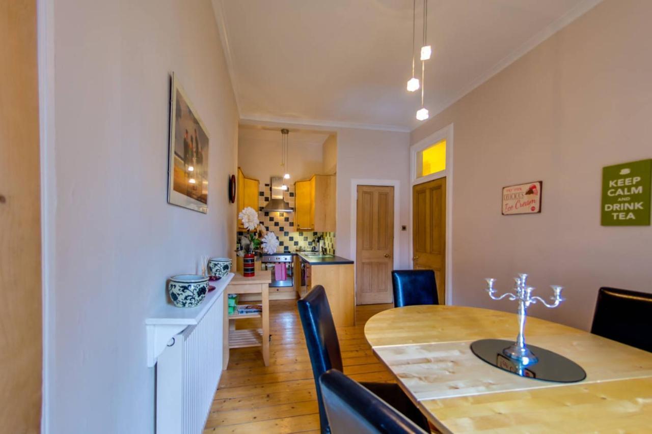Joivy Spacious Apartment Next To The Meadows Edimburgo Esterno foto
