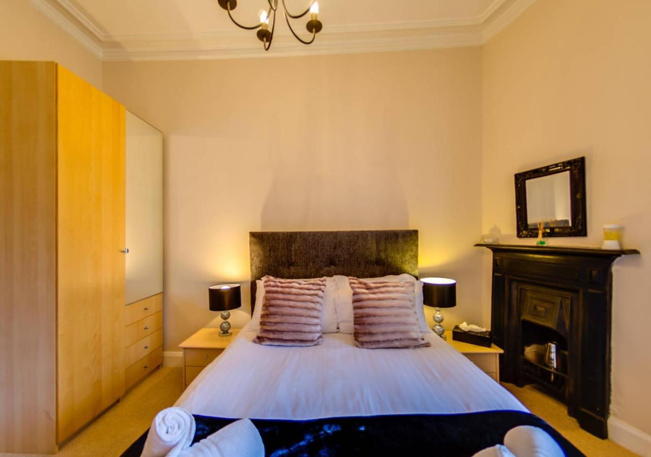 Joivy Spacious Apartment Next To The Meadows Edimburgo Esterno foto