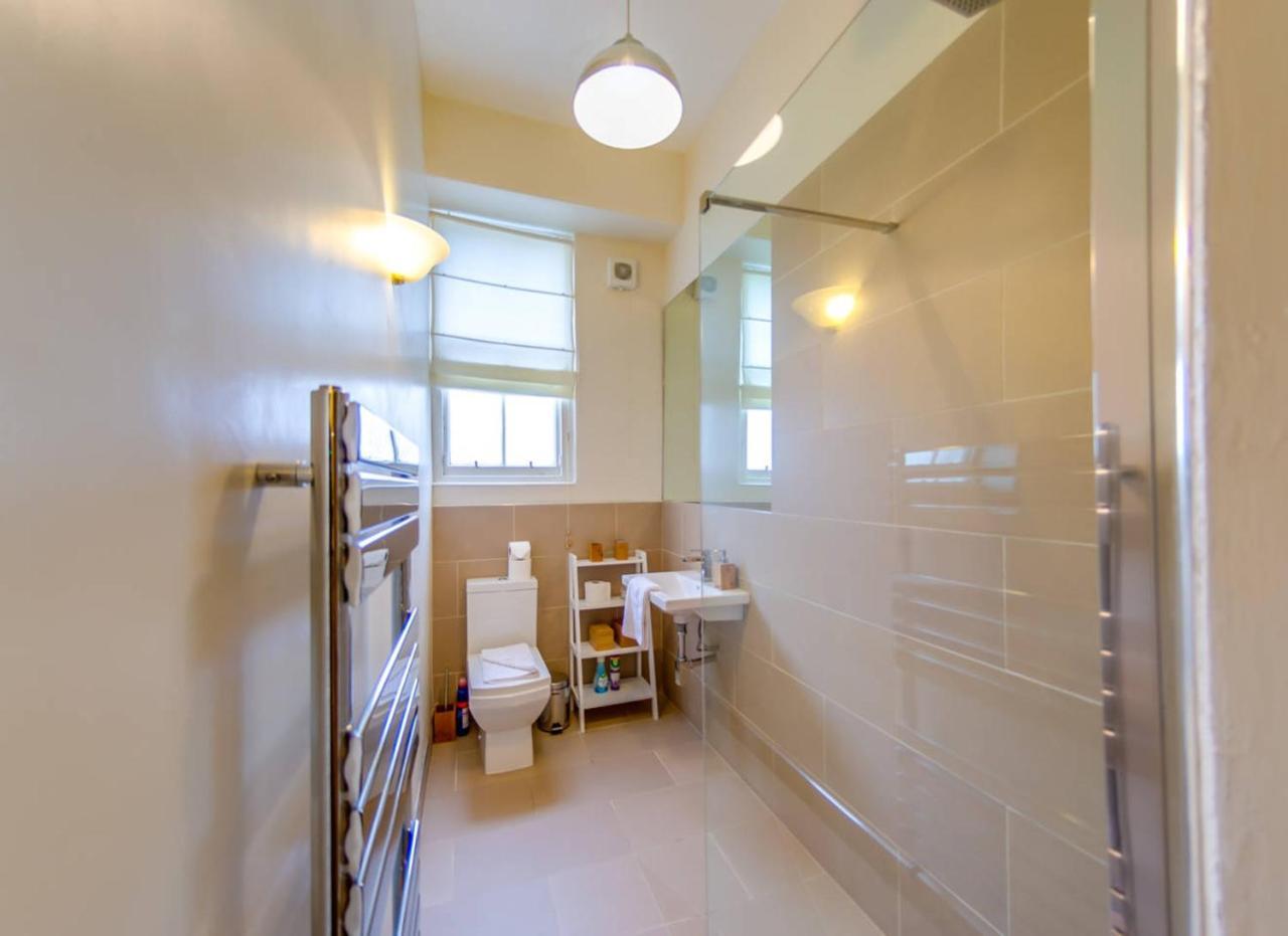 Joivy Spacious Apartment Next To The Meadows Edimburgo Esterno foto