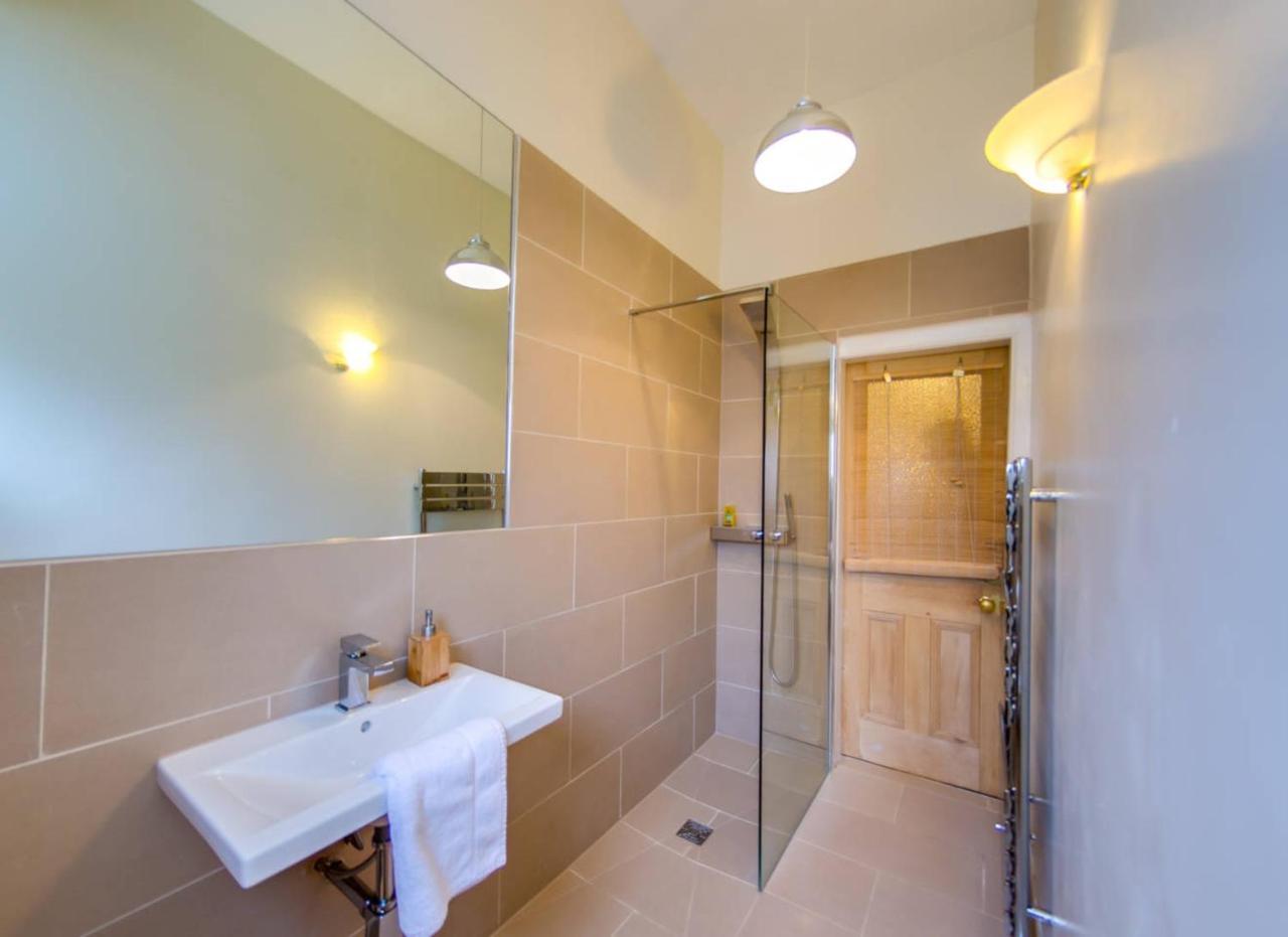 Joivy Spacious Apartment Next To The Meadows Edimburgo Esterno foto
